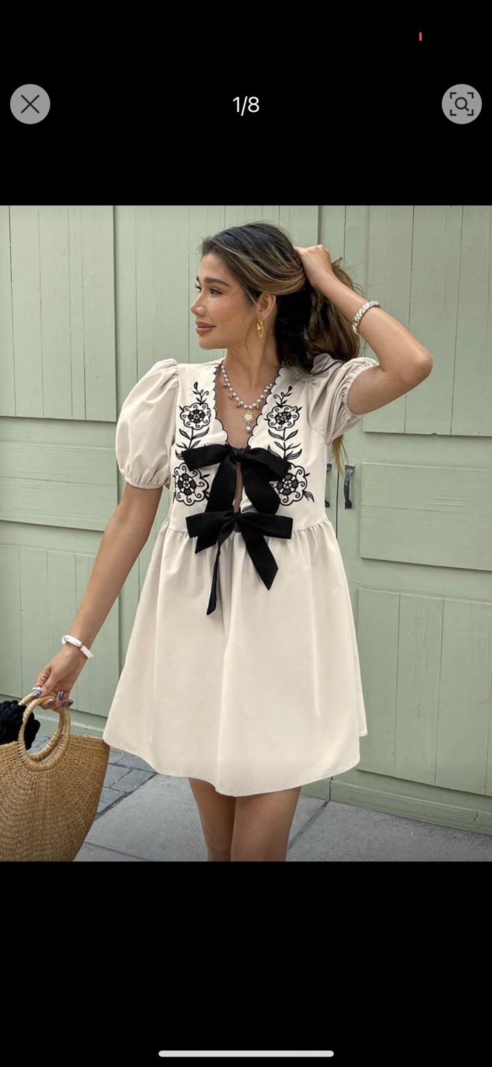 Vestido bordado negro