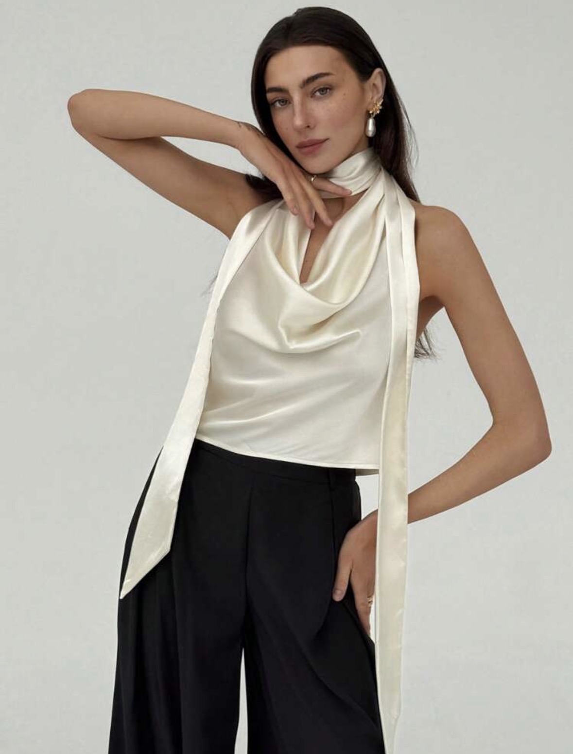Blusa de vestir satinada